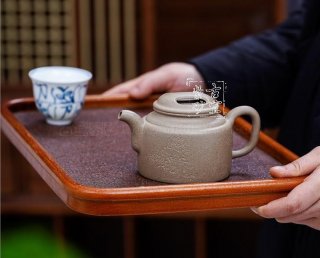 《牛蓋壺》 《牛蓋壺》