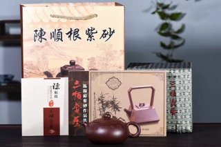 《扁西施》宜興紫砂壺高級工藝美術(shù)師手工紫茄泥西施泡茶壺茶具 《扁西施》宜興紫砂壺高級工藝美術(shù)師手工紫茄泥西施泡茶壺茶具