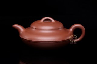 《線圓》宜興紫砂壺朱可心全手工原礦紅泥 《線圓》宜興紫砂壺朱可心全手工原礦紅泥