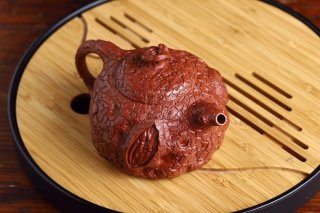 《靈芝供春》經(jīng)典紫砂壺供春宜興全手工工藝美術(shù)師泡茶壺茶具大紅袍 《靈芝供春》經(jīng)典紫砂壺供春宜興全手工工藝美術(shù)師泡茶壺茶具大紅袍