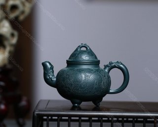 三足祥龍 三足祥龍