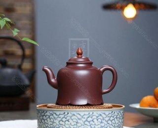 《鴻運當頭-梵鐘壺》 《鴻運當頭-梵鐘壺》