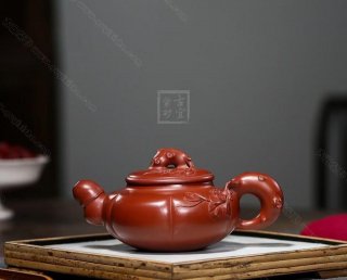 《碩果》 《碩果》