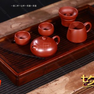 《扁乳西施套具》 《扁乳西施套具》