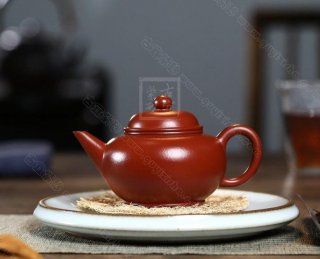 《水平》 《水平》