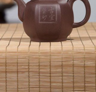 《六方宮燈》 《六方宮燈》