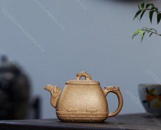 四方螭龍 四方螭龍