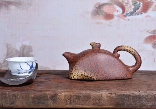 《金錢豹》宜興紫砂壺葛軍全手工原礦紫泥 《金錢豹》宜興紫砂壺葛軍全手工原礦紫泥