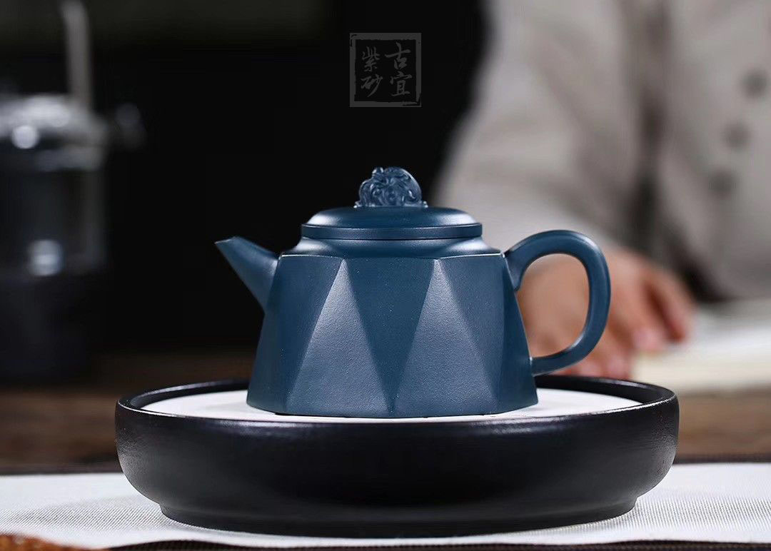 《八方來?！? style=